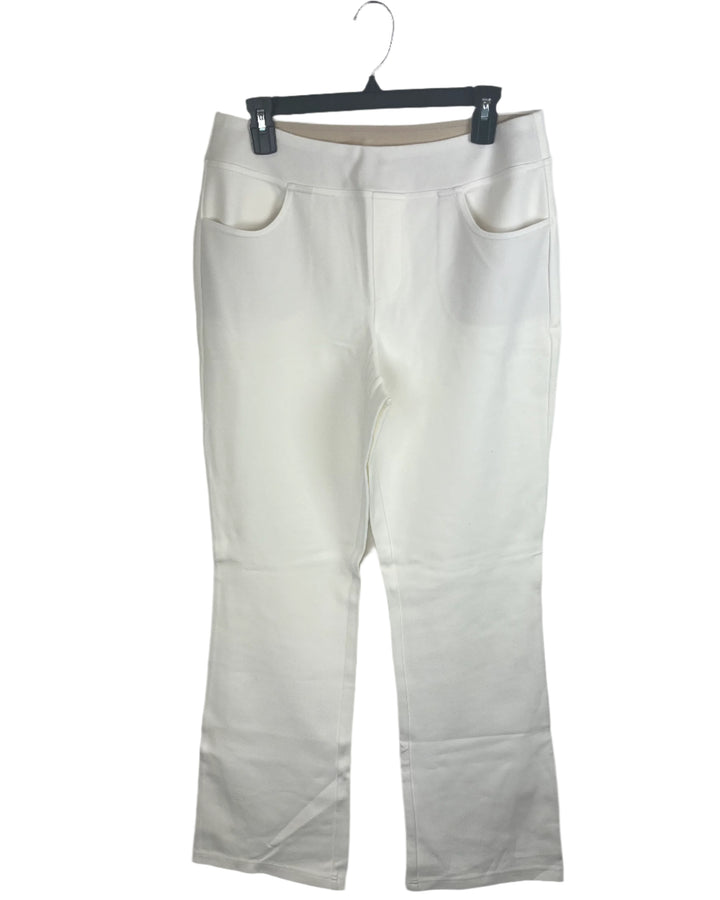Off-White Mid Rise Pants With Slight Flare - Size 10/12