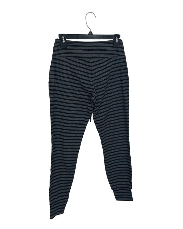 Striped Joggers- Size 2/4