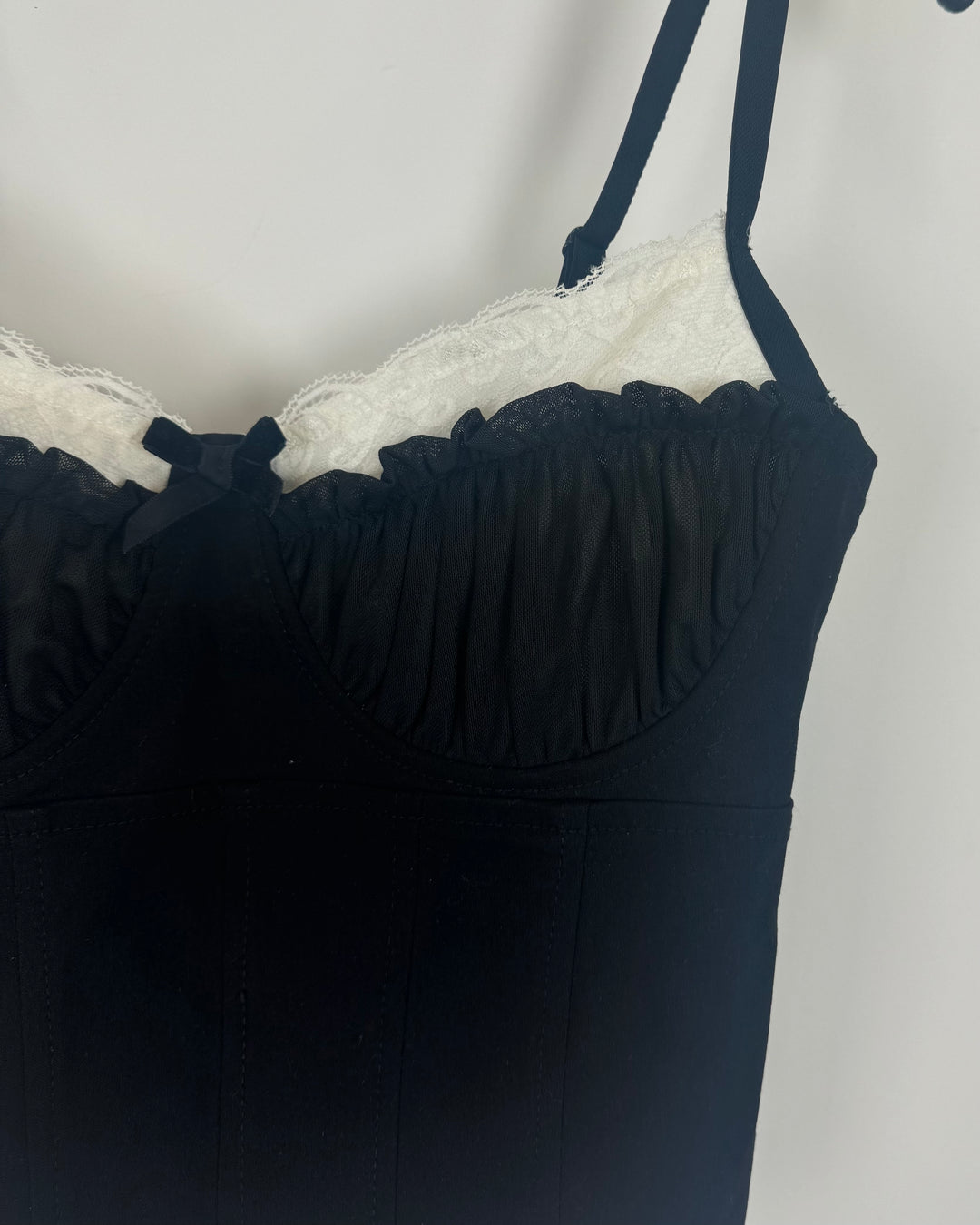 Black Underwire Tank Top - Size 2/4