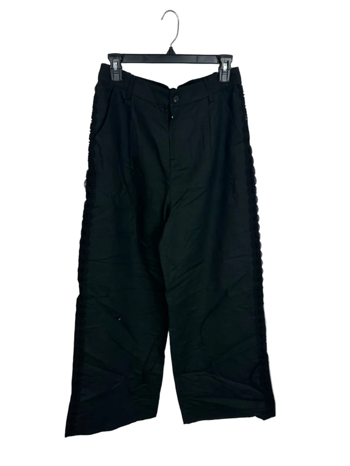 Black Textured Wide-Leg Pants – Size 6/8