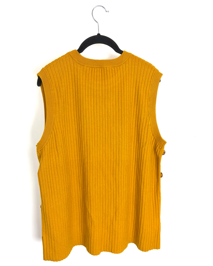 Honey Yellow Side Button Knit Top - 1X