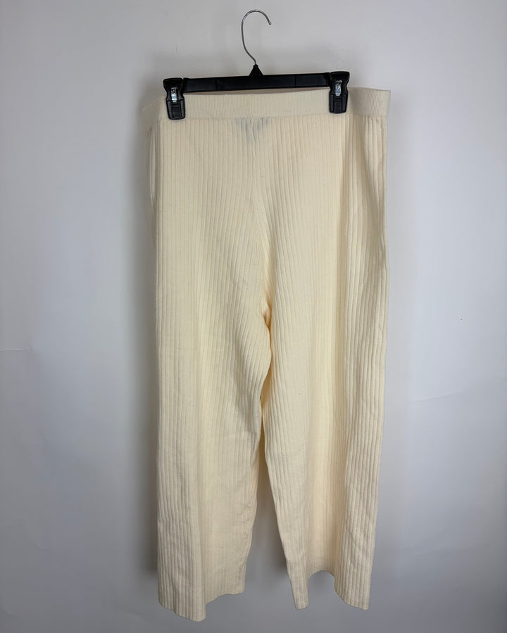 Cream White Knit Bottoms - 1X