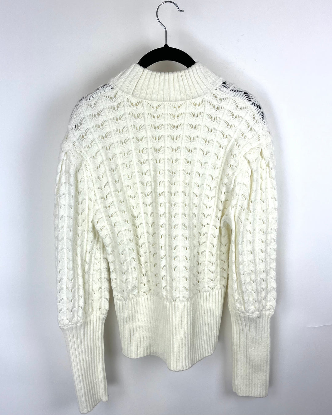 White Turtleneck Loose Knit Sweater - Size 2/4