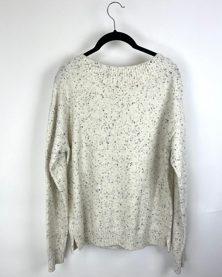 White and Black Speckled Sweater - Size 4/6