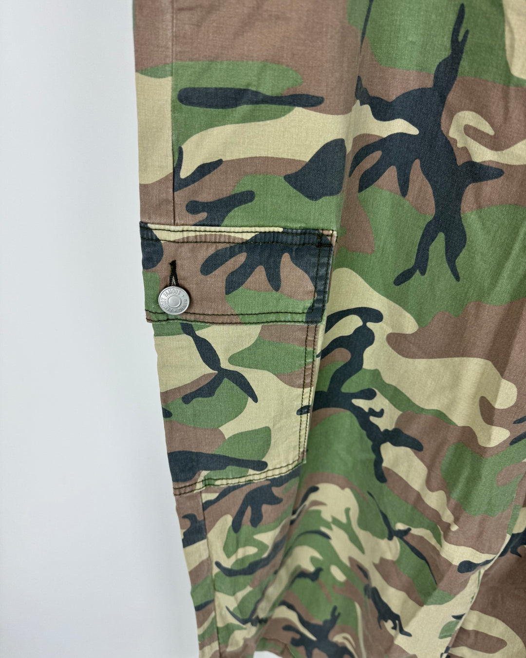Camouflage Cargo Pants - Extra Large
