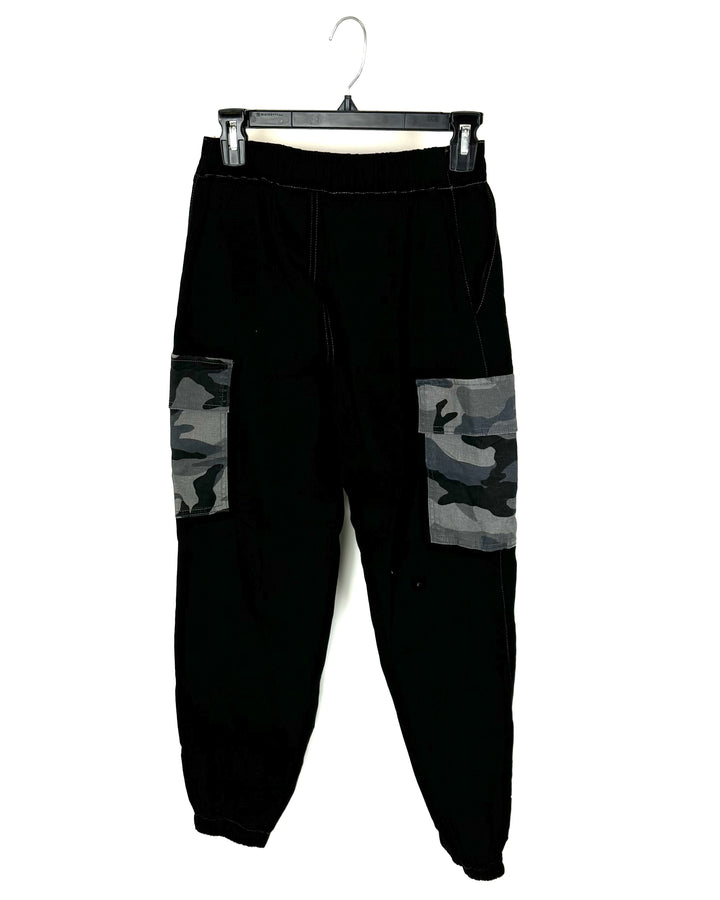 Black Camouflage Cargo Joggers - Size 2/4