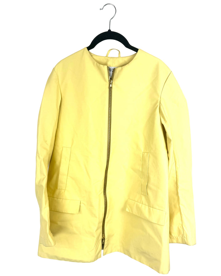Yellow Raincoat - Size 2/4