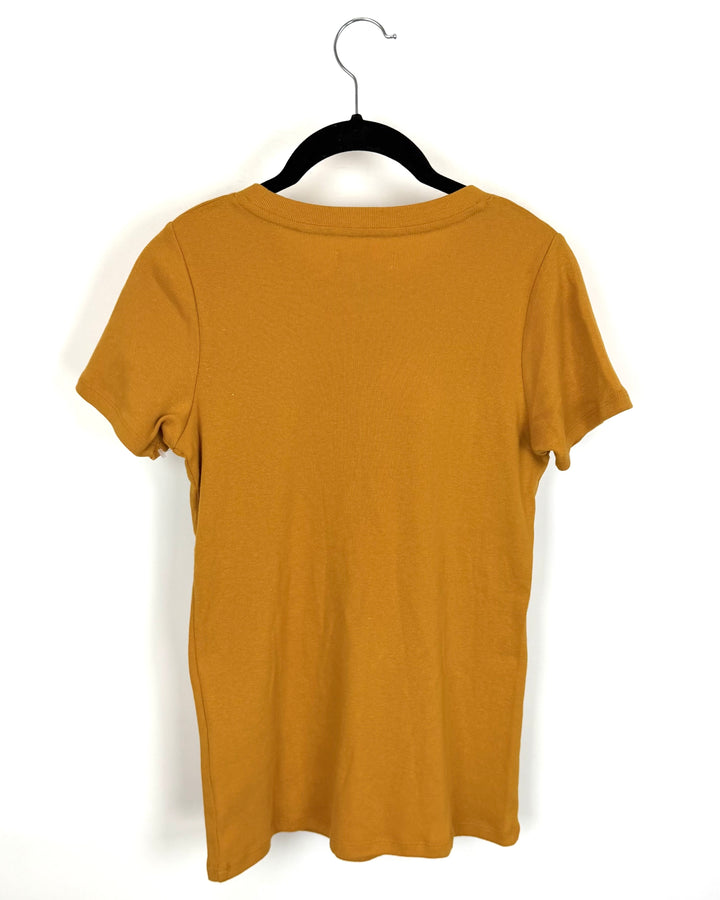 Ribbed Mustard T-Shirt - Size 4/6