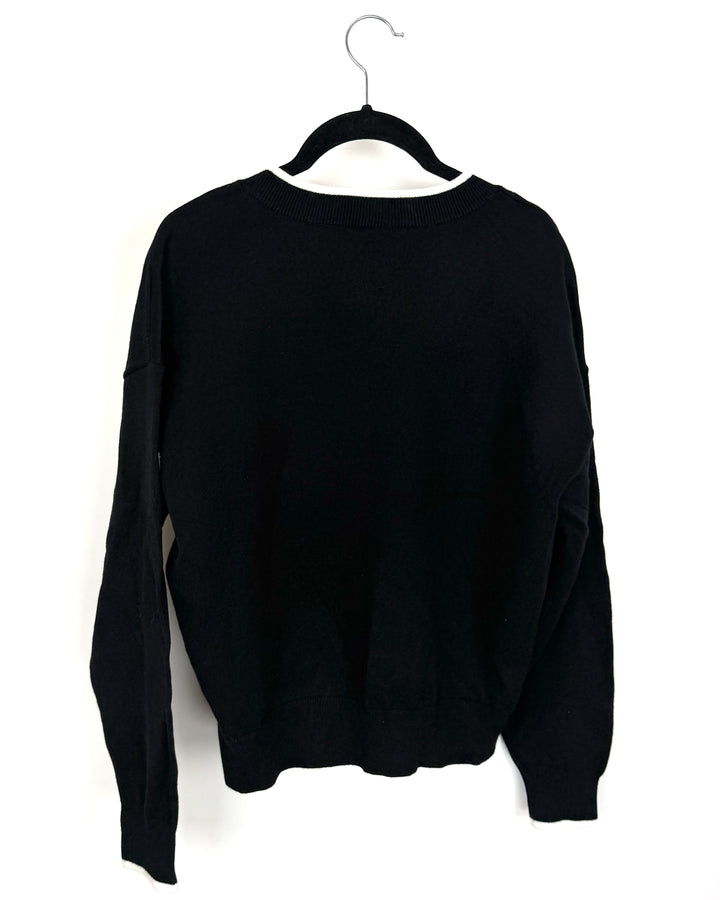 Black Contrast Trim V-Neck Sweater - Size 2/4