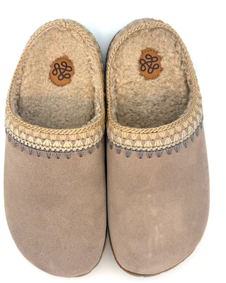 Light Latte Plush Clogs - Size 8, 9, 10, 11
