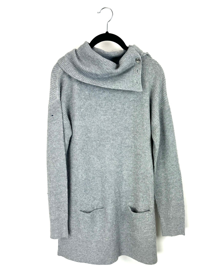 Gray Turtleneck Sweater - Medium
