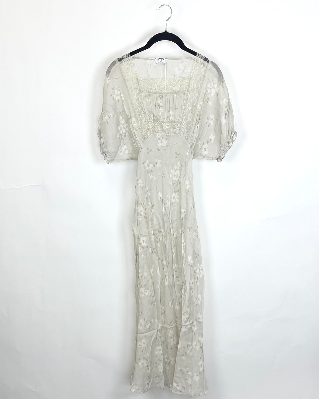 Soft Sage Green Floral Lace Dress - 2/4