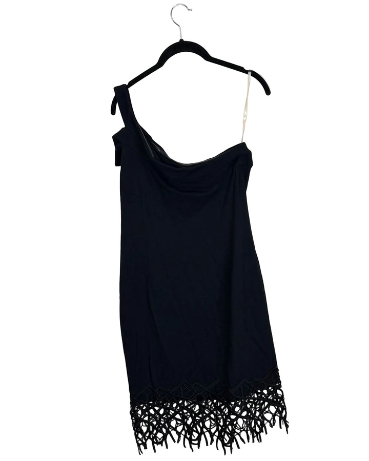 Black Single Shoulder Abstract Trim Dress - Size 8/10
