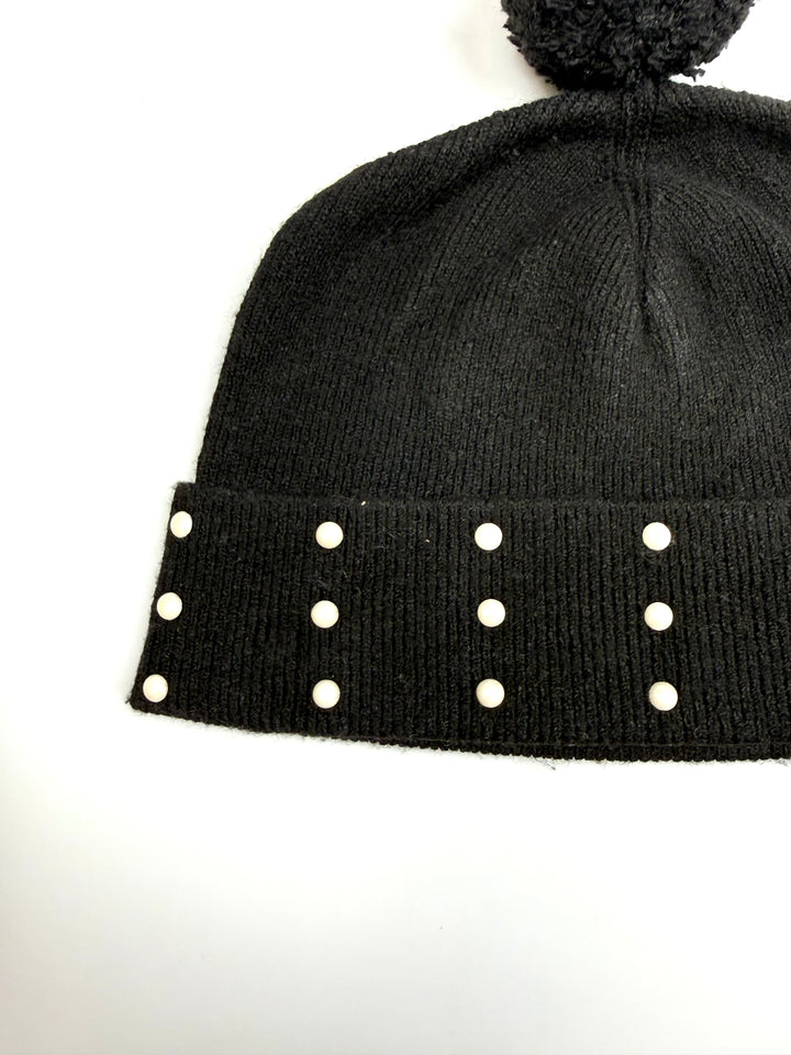Black Pearl Detail Winter Hat - One Size