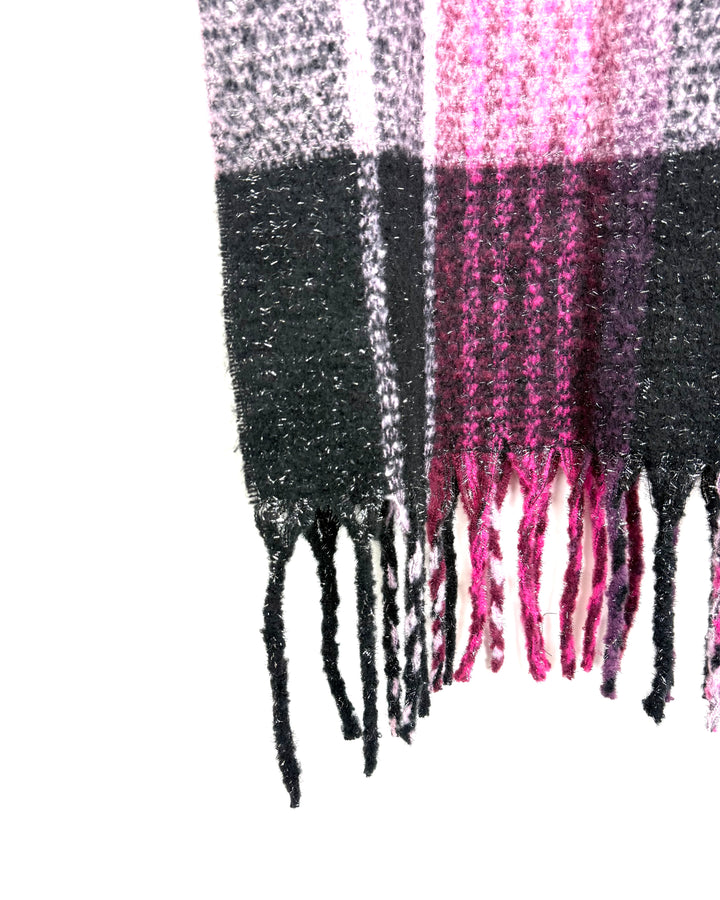 Steve Madden Pink and Black Metallic Chunky Scarf - One Size Fits All