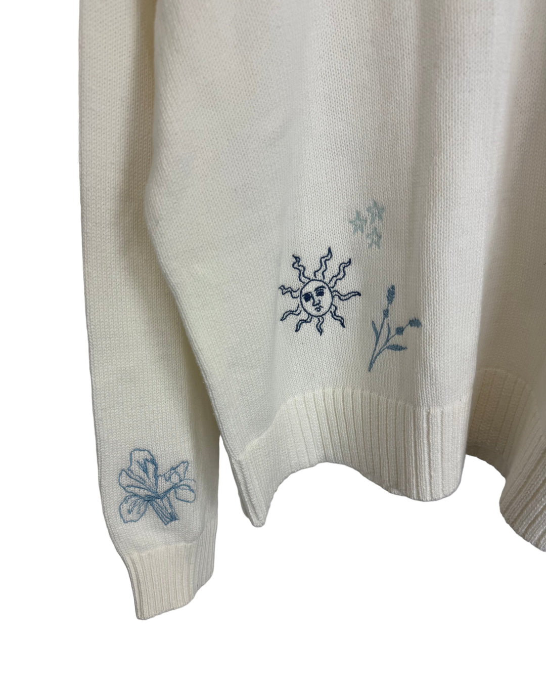 White Embroidered Sweater - Size 4/6