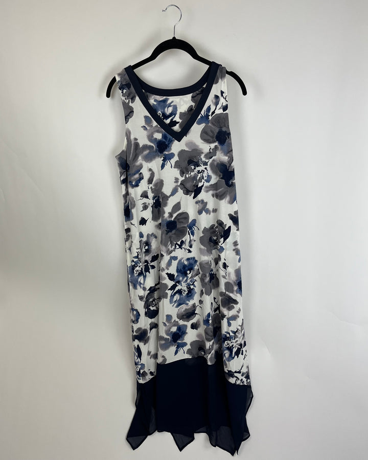 Blue and White Floral Nightgown - Size 6/8