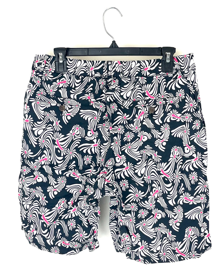 MENS Distorted Flower Shorts - Medium - Various Inseams