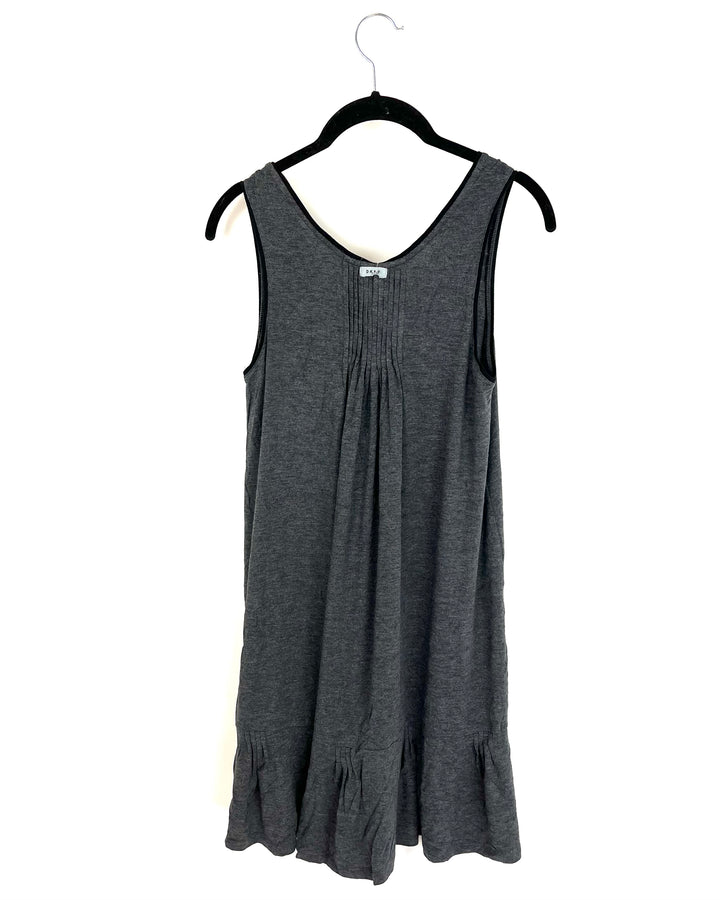 Dark Grey and Black Sleepwear Gown - Size 4/6