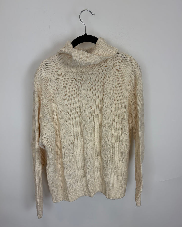 Ivory Cable Knit Turtleneck - Size 2/4