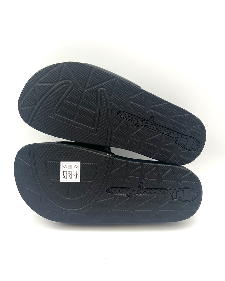 KIDS - Black Sandals  - Size 4