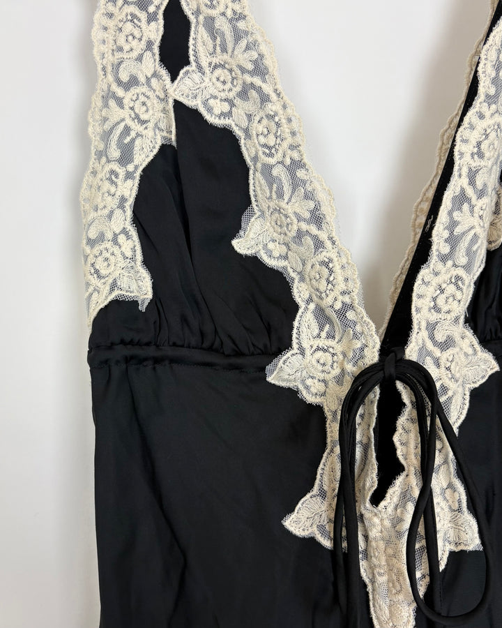 Black Plunge Long Dress - Size 4/6