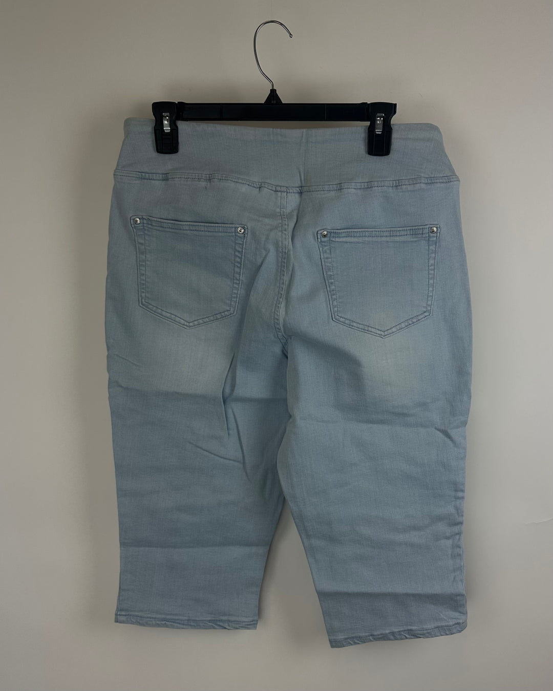 Faded Light Wash Capri Jeans - Size 12