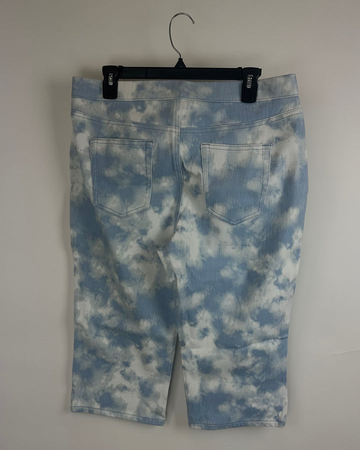 Light Blue/White Tie Dye Capri Jeans - Size 12