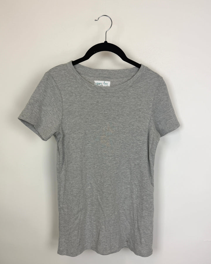 Solid Grey T Shirt - Size 2/4