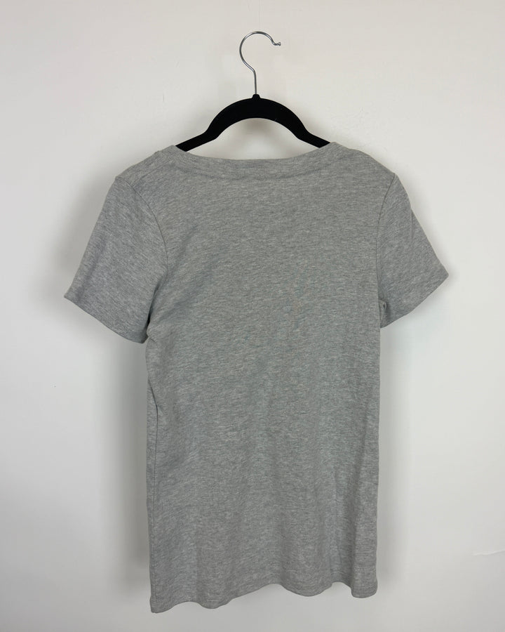 Solid Grey T Shirt - Size 2/4