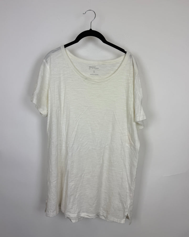 Solid White Crew T Shirt - Size 6/8