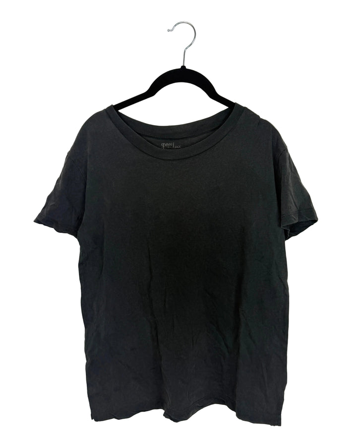 Dark gray tee- Size 00/0 and 0/2