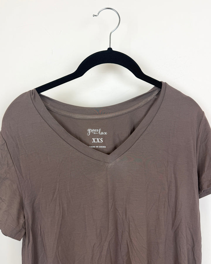 Lavender V Neck T Shirt - Size 0/2 and 2/4