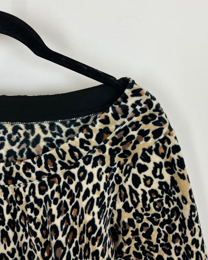 Leopard Print Short Sleeve Top - Size 4/6