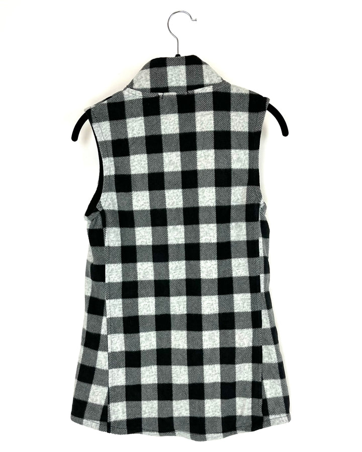 Black Plaid Fleece Sleeveless Vest - Size 2/4