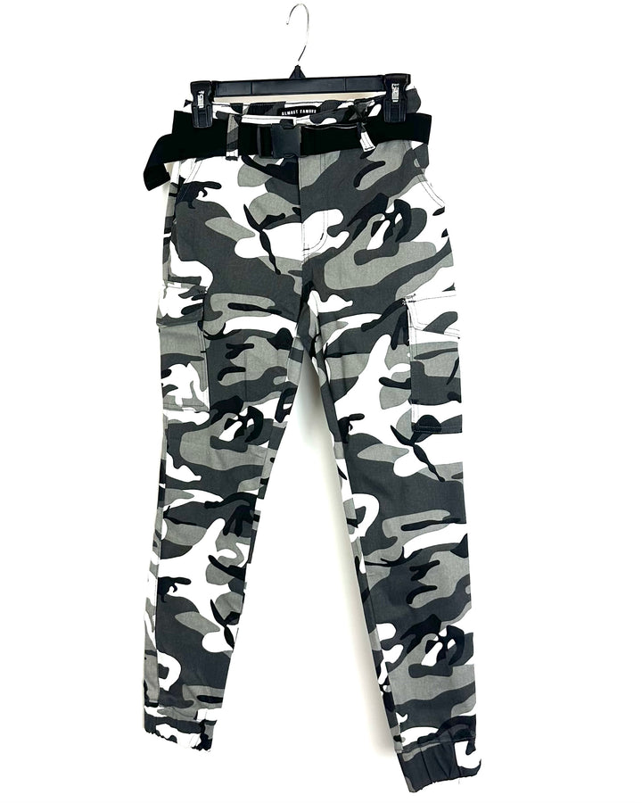 Slim Fit Camo Cargo Jogger - Size 00/0