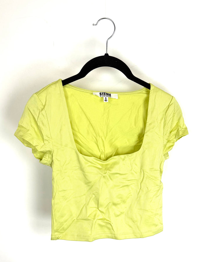 Lime Short Sleeve Ribbed Top - Size 2/4