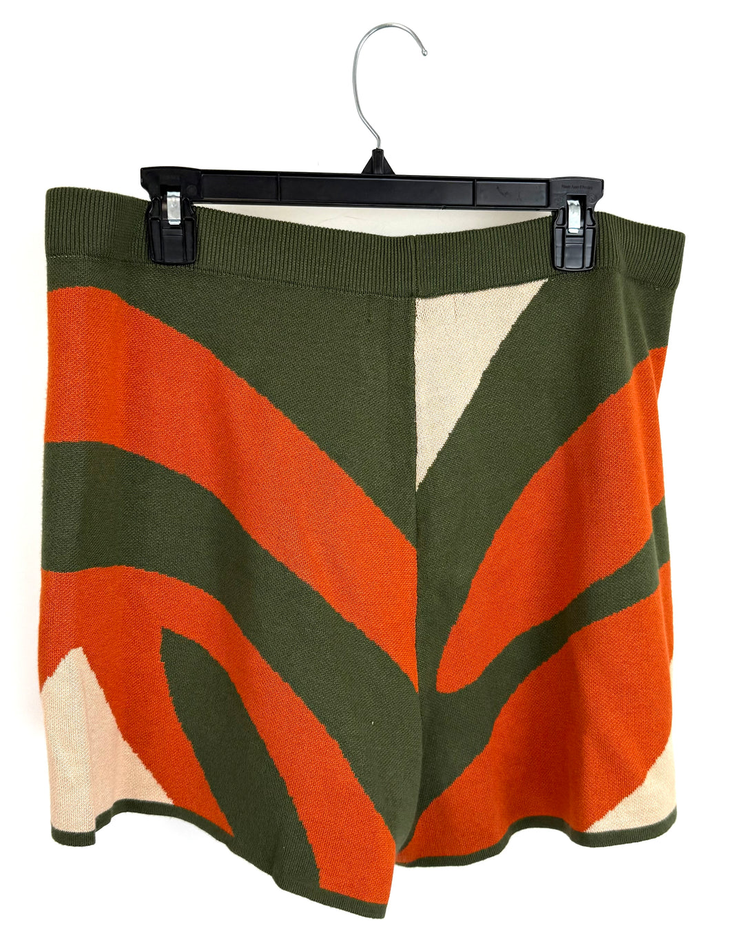 Green and Orange Knit Shorts - 2X