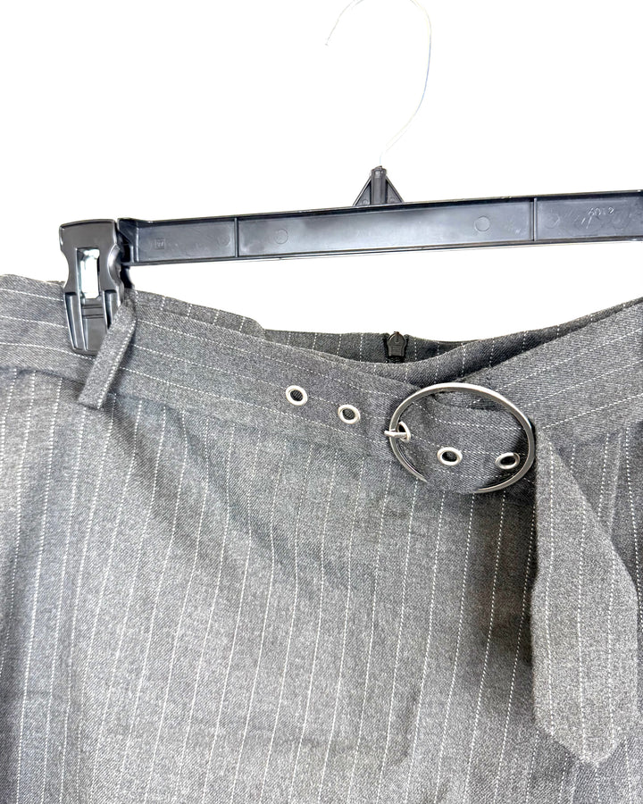 Grey and White Striped Shorts - Size 2/4