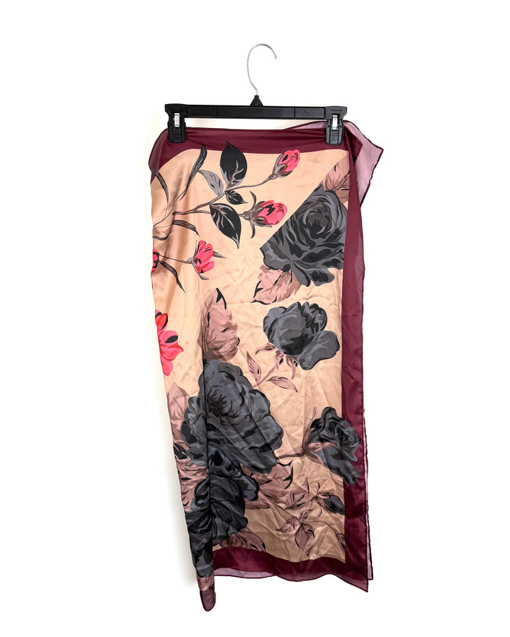 Red and Black Rose Square Scarf