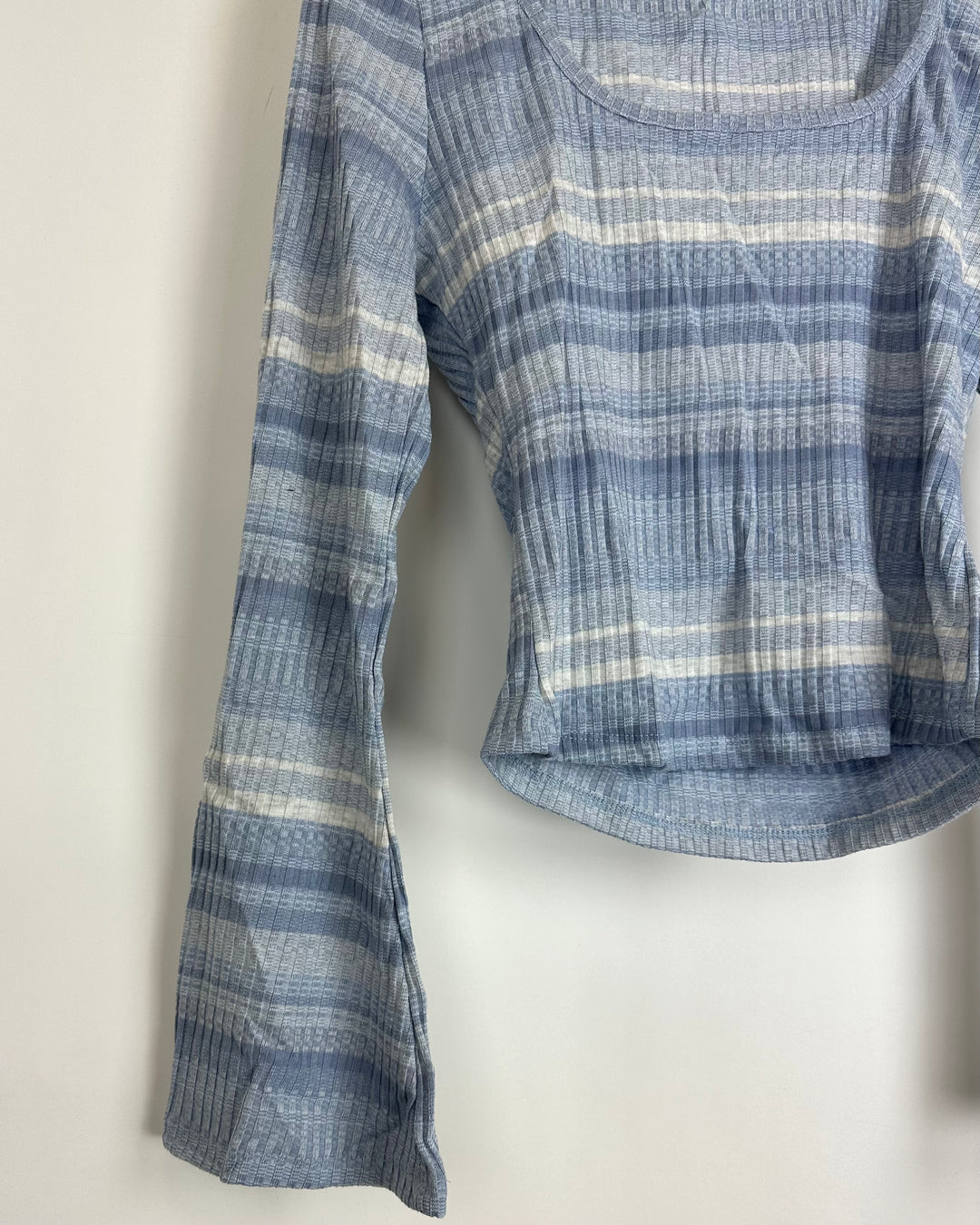 Blue and White Stripe Long Sleeve Shirt - Size 4/6