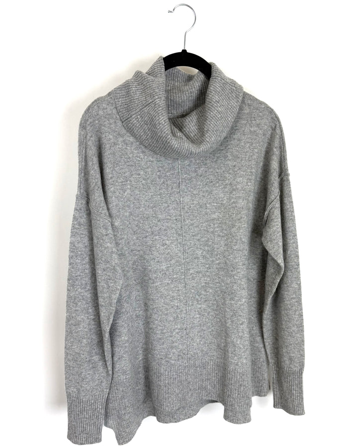 Gray Turtleneck Sweater - Size 4/6