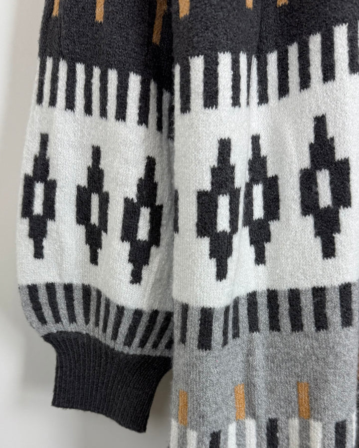 Grey and Orange Pattern Cardigan - Size 2/4