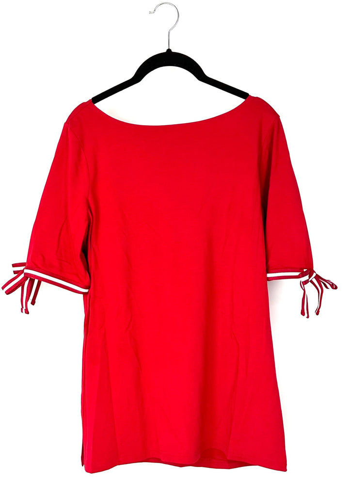 Red T-Shirt With Red And White Stripe Sleeve Detailing - Size 6-8