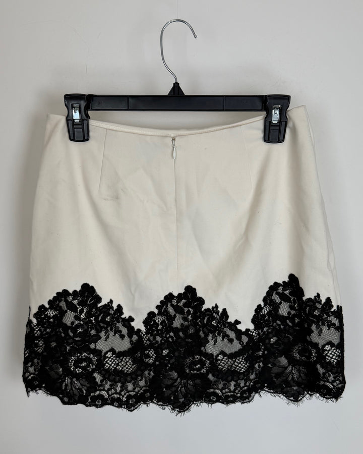 White & Black Lace Skirt - Size 4