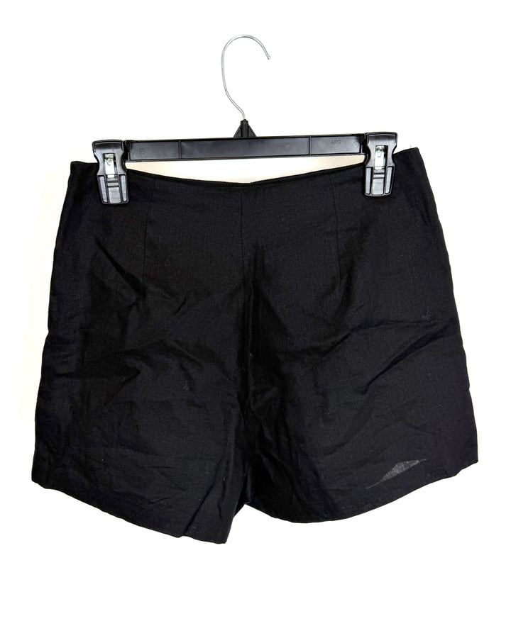 Black Wildflower Stitch Shorts - Size 4