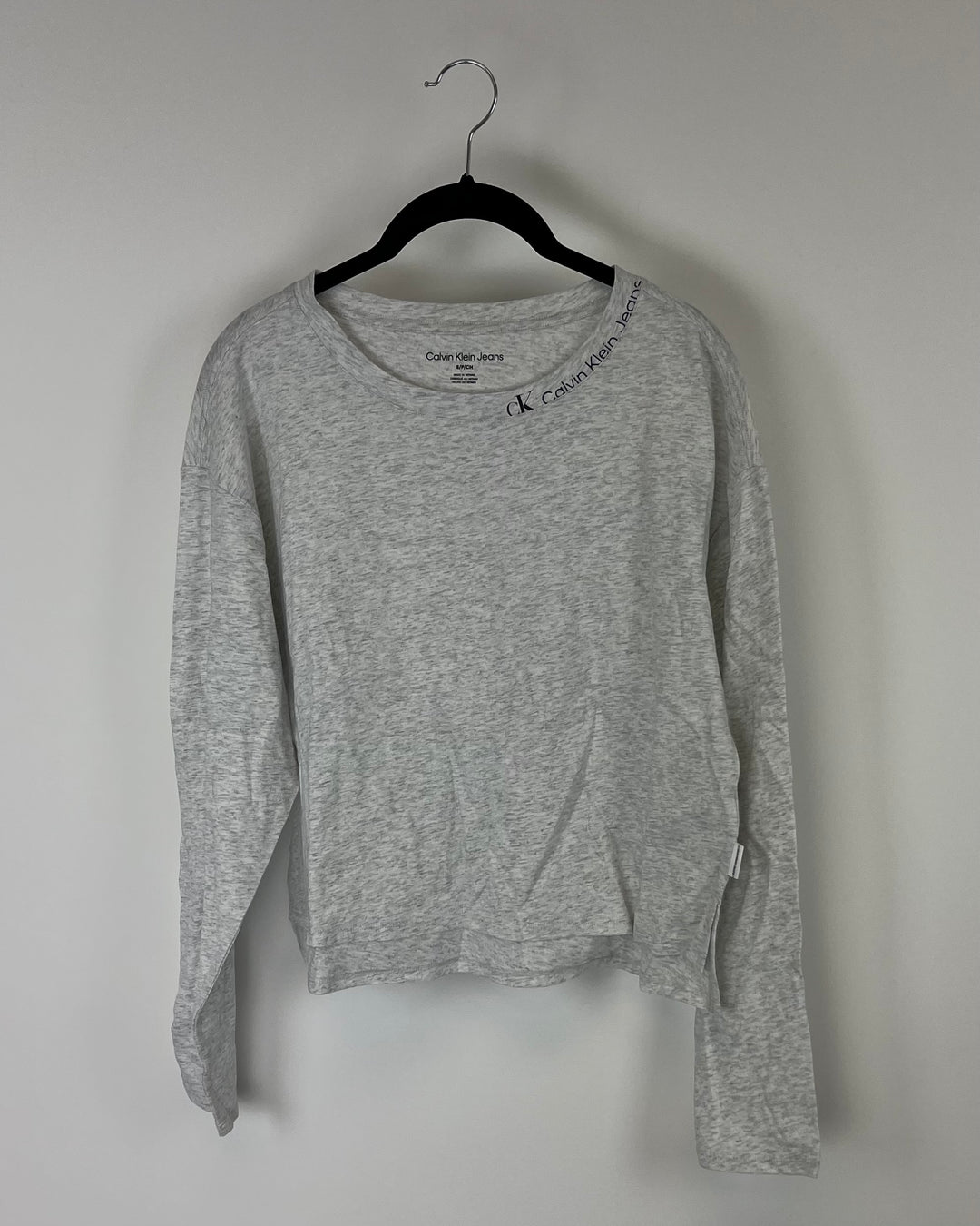 Grey Cropped Crewneck Long Sleeve - Small