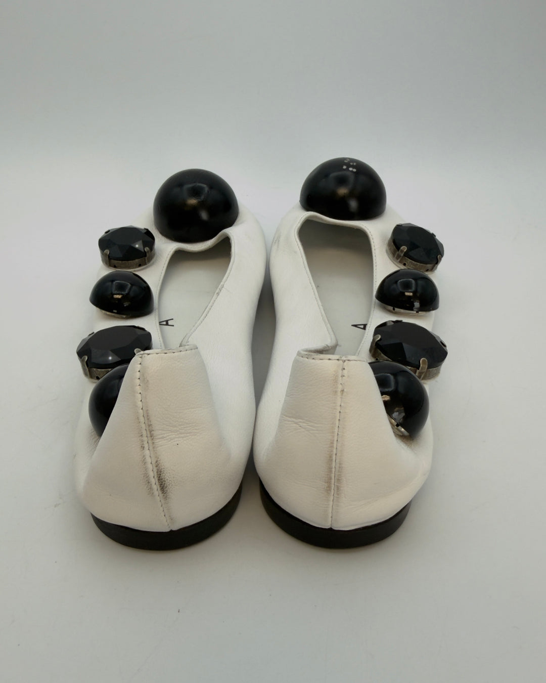 White Leather and Black Spheres Flats - Size 40