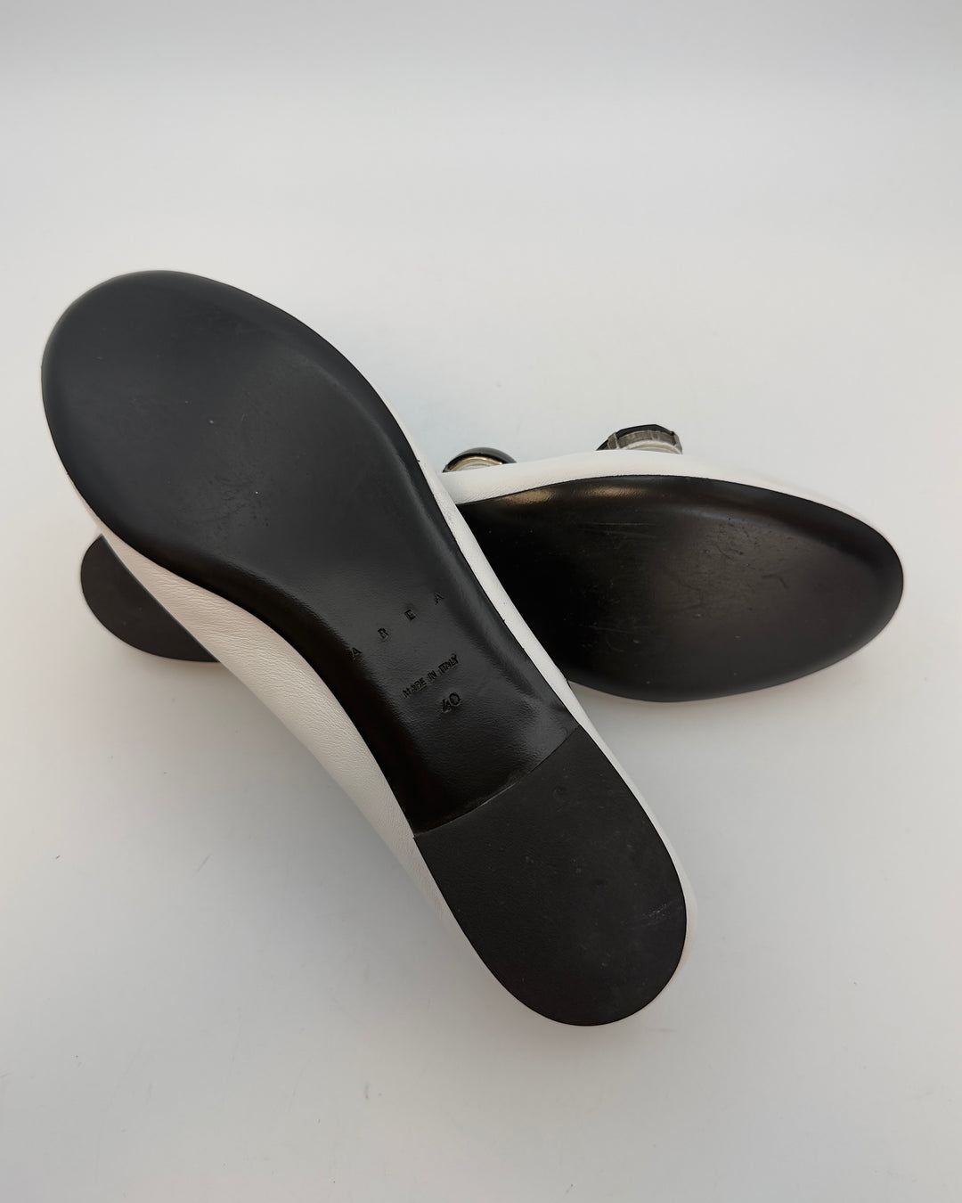 White Leather and Black Spheres Flats - Size 40