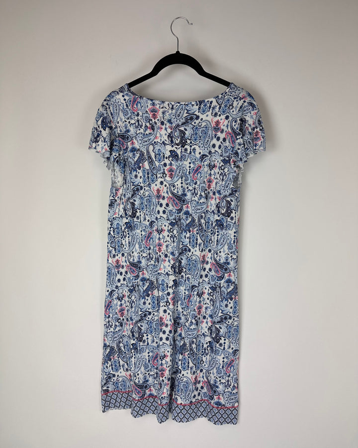 Blue and Coral Pattern Nightgown - Small